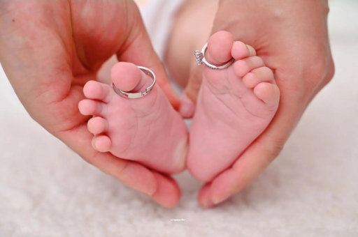 试管代怀生子合法吗孕妇六个月肚子多大